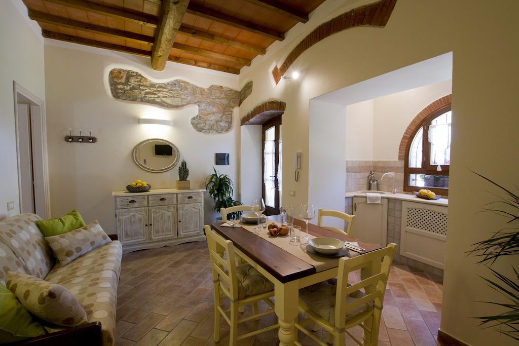 Il Bottaccio Casa Di Campagna Venturina Terme Rum bild