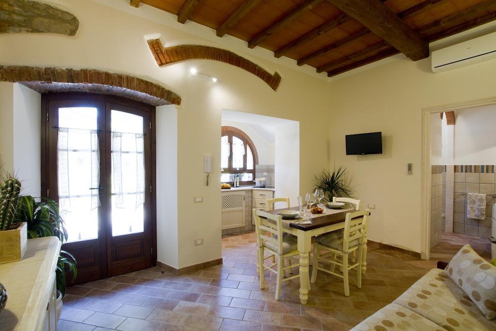 Il Bottaccio Casa Di Campagna Venturina Terme Rum bild